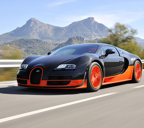 гоночный автомобиль