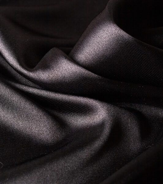 чёрный шелк