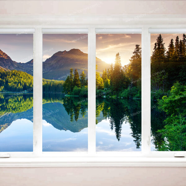 озеро в лесу