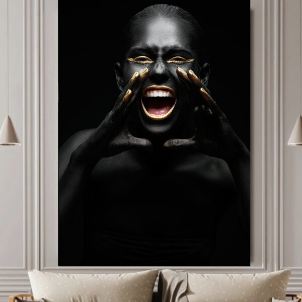 Модульная картина девушка с золотыми губами 2