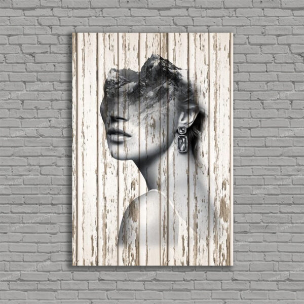 Модульная картина экспозиция красивая девушка